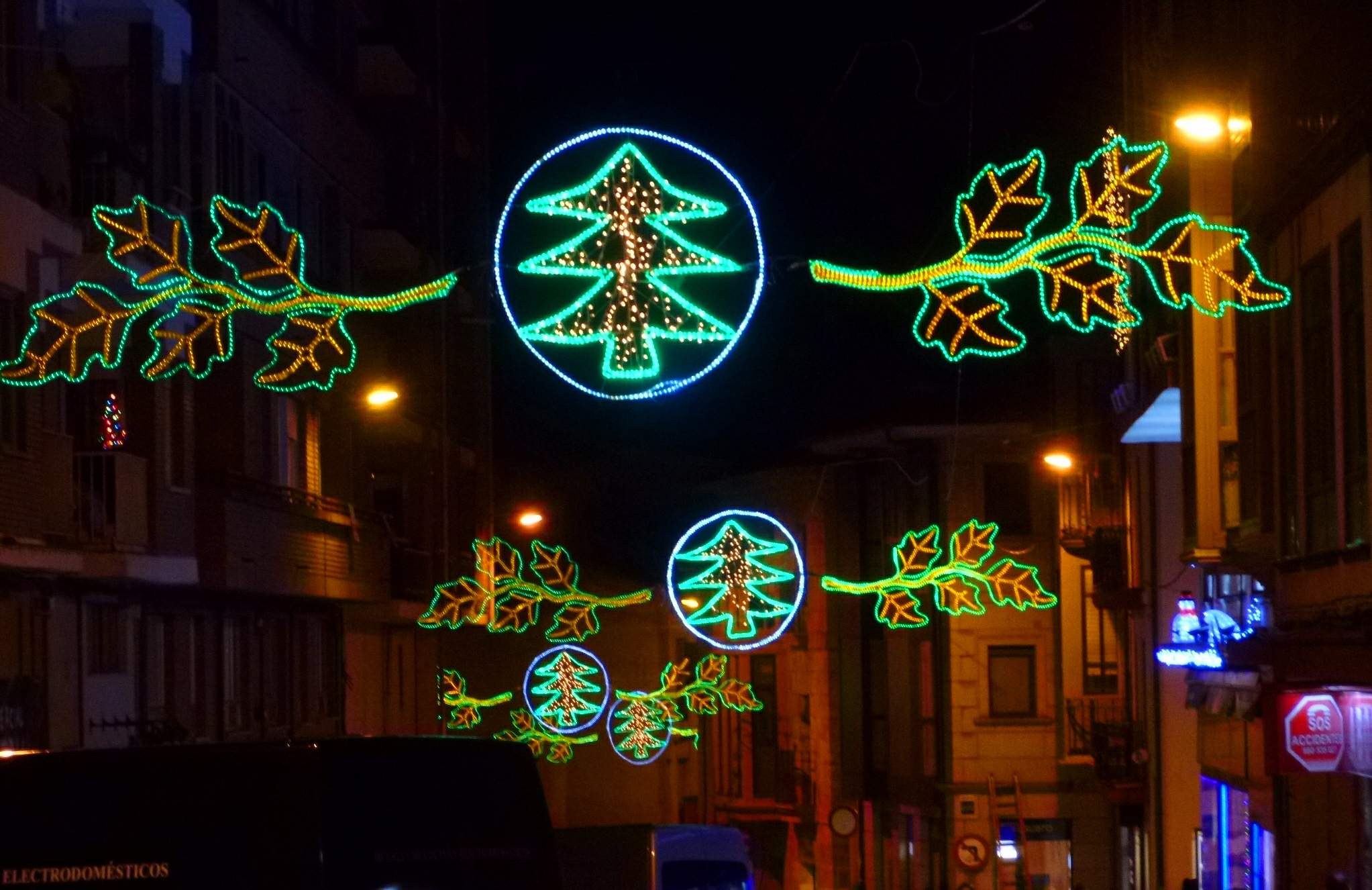 Sponsoren-Kampagne für die Beleuchtung eines Weihnachtsbaums auf dem Alten Markt