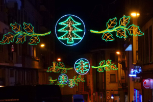 Sponsoren-Kampagne für die Beleuchtung eines Weihnachtsbaums auf dem Alten Markt