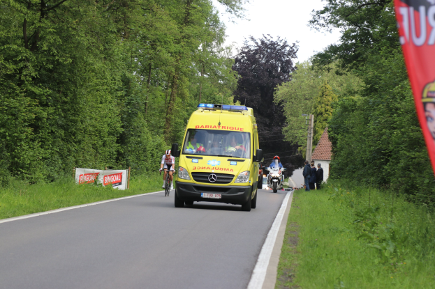 FW-DE: Datum: 01.05.2025/ Uhrzeit: 16:24/ Dauer: ca. 80 Minuten/ Ort: Dahlerbrücker Str. Ecke Loher Str./ Einheiten: Feuerwehr Breckerfeld/ Polizei/ RTW/ NEFRTH/