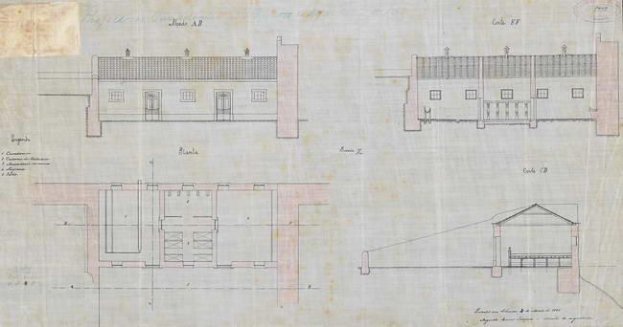 Ein detaillierter architektonischer Entwurf eines mehrfenstrigen Schulgebäude-Siteplans mit begleitendem Text und Layout-Spezifikationen auf Papier.