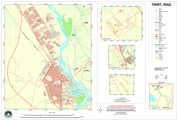 Eine detaillierte Karte von Tikrit, Irak, die Straßen, Gebäude und Sehenswürdigkeiten zeigt, mit begleitendem Text, der zusätzliche Informationen über die Stadt liefert.