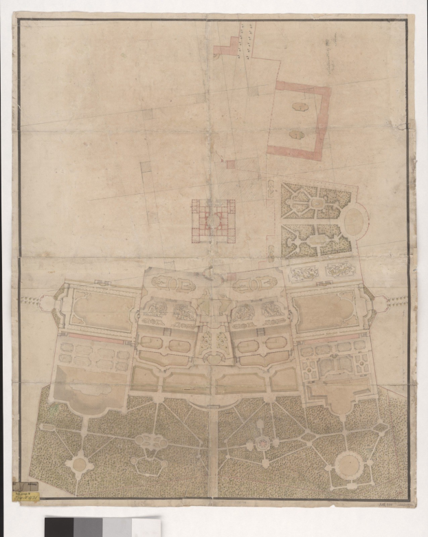 Eine handgezeichnete Stadtplan auf Papier mit dichter Bebauung, einem hervorgehobenen zentralen Gebäude und begleitendem Text.