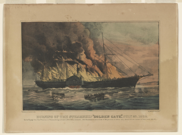 Ein brennendes Dampfschiff namens "Golden Gate" mit Rauchentwicklung auf dem Meer, umgeben von anderen Booten, und der Text "Brand des Dampfschiffs Golden Gate" unten.