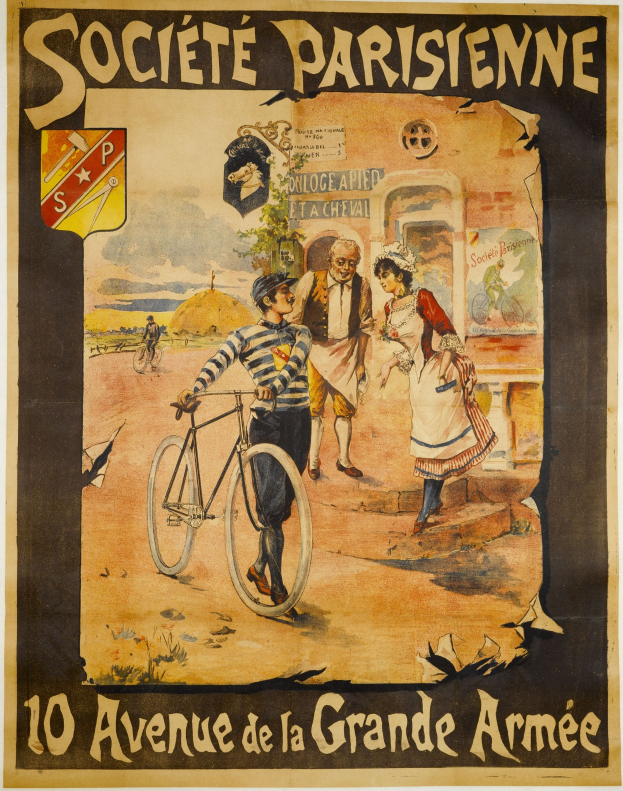 Plakat für ein Fahrradrennen in Paris, das eine Gruppe von Menschen zeigt, von denen einer ein Fahrrad hält, ein Gebäude im Hintergrund und einen Text, der das Ereignis beschreibt.