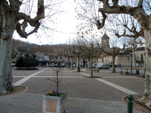 Ohligs: Ein Stadtteilplatz an der Aachener Straße