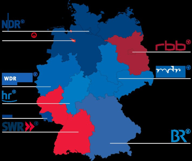 Eine Deutschlandkarte mit in rot und blau hervorgehobenen Bundesländern, die die Wahlergebnisse von 2016 anzeigen, einschließlich der Namen der Kandidaten und weiterer Einzelheiten zum Wahldatum.